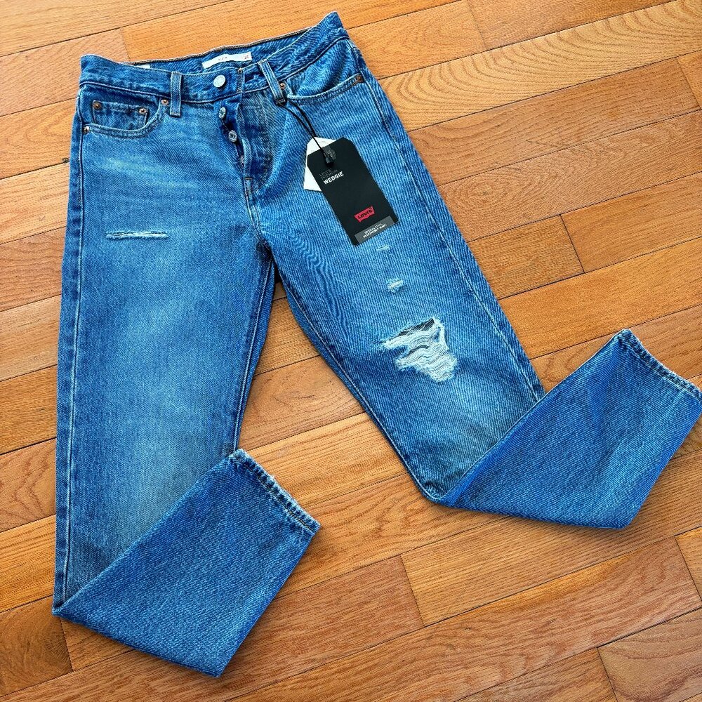 NWT Levi's Premium Wedgie Icon Jeans‎ Size 26 Straight High Rise Button Fly